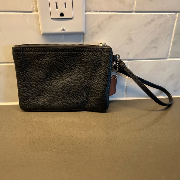 Coach Wristlet F51763 - Picture 7 of 8